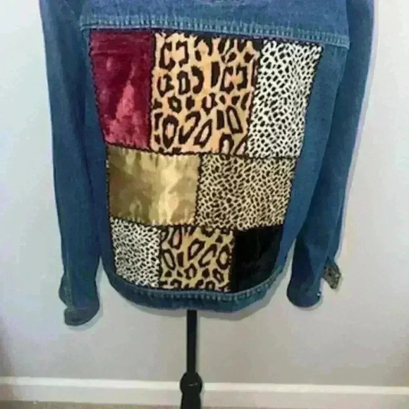 Shaver Lake Denim Jacket Leopard Cheetah Velvet Boho Patchwork - Picture 6 of 8
